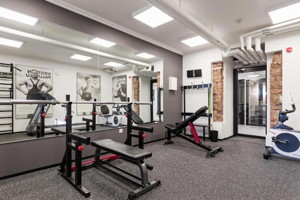 Urban-Glam City Centre Studio With A Gym And Terrace Tallinn Eksteriør billede
