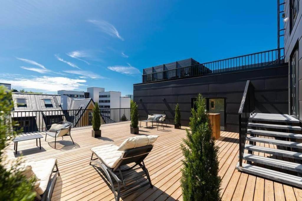 Urban-Glam City Centre Studio With A Gym And Terrace Tallinn Eksteriør billede
