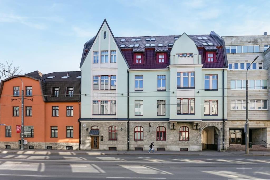 Urban-Glam City Centre Studio With A Gym And Terrace Tallinn Eksteriør billede